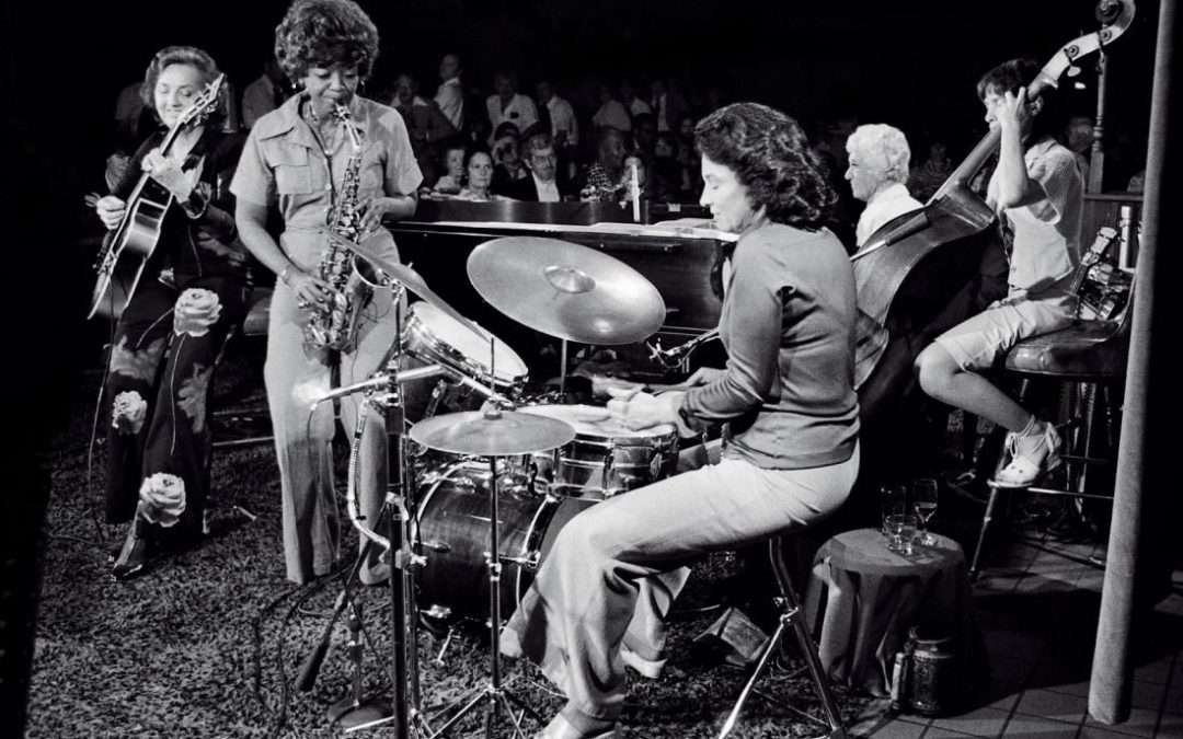 Damas del blues, del jazz y del swing: una lista de música para el 8M y lectura para acompañar.